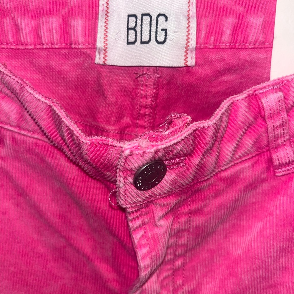BDG NWT Vibrant Pink Flared Jeans - Picture 2 of 4